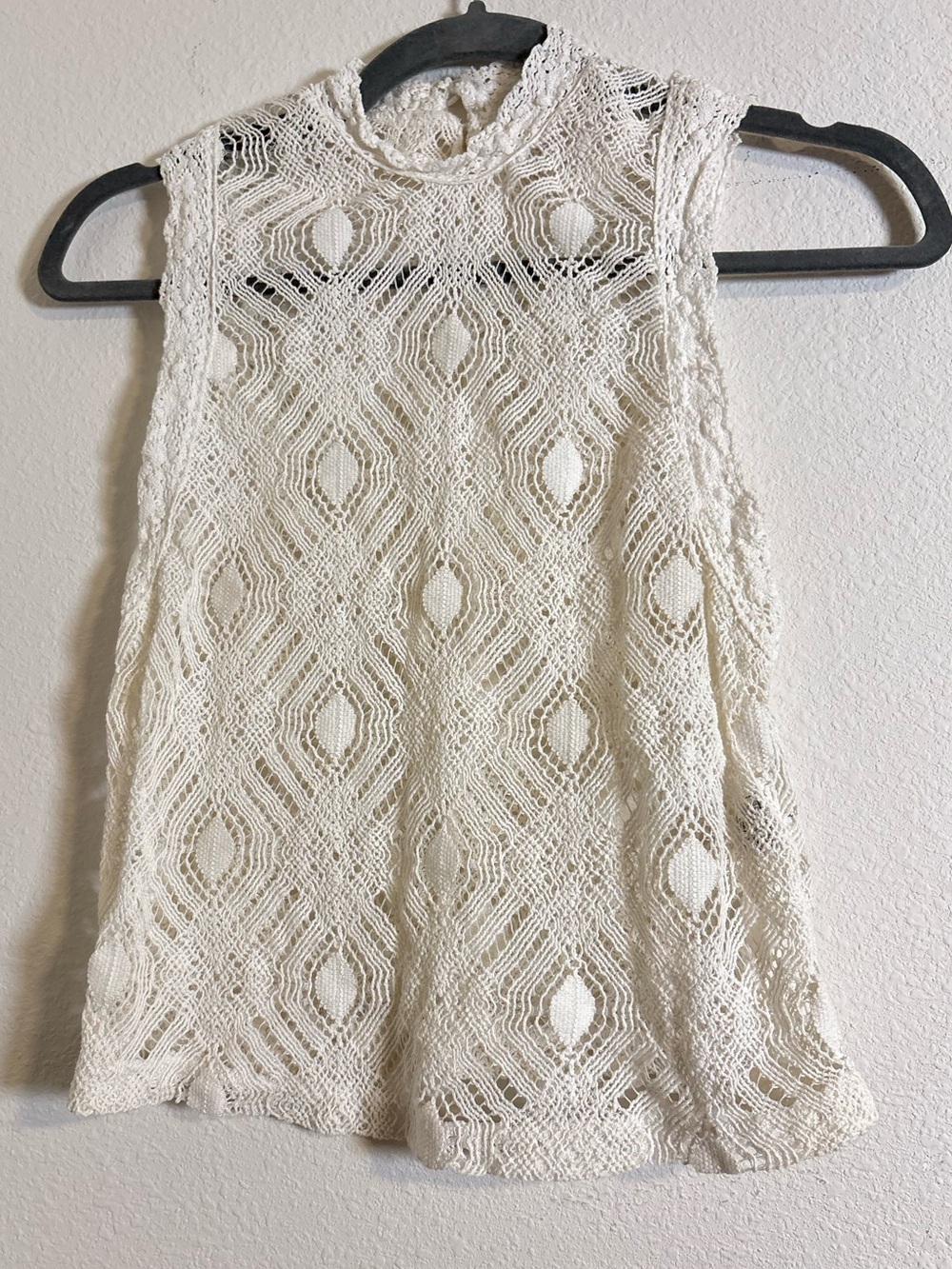 Zara White Knit Sleeveless Tank Top - Picture 2 of 5